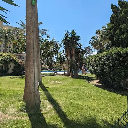 Apartment Apartamento En Paseo Maritimo Con Piscina Y Aire Acond
