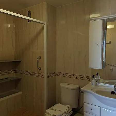 Apartamento En Paseo Maritimo Con Piscina Y Aire Acond Apartment Fuengirola