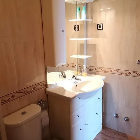 Apartment Apartamento En Paseo Maritimo Con Piscina Y Aire Acond *