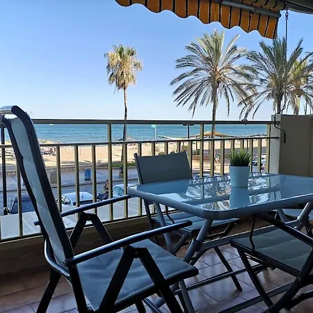Apartment Apartamento En Paseo Maritimo Con Piscina Y Aire Acond